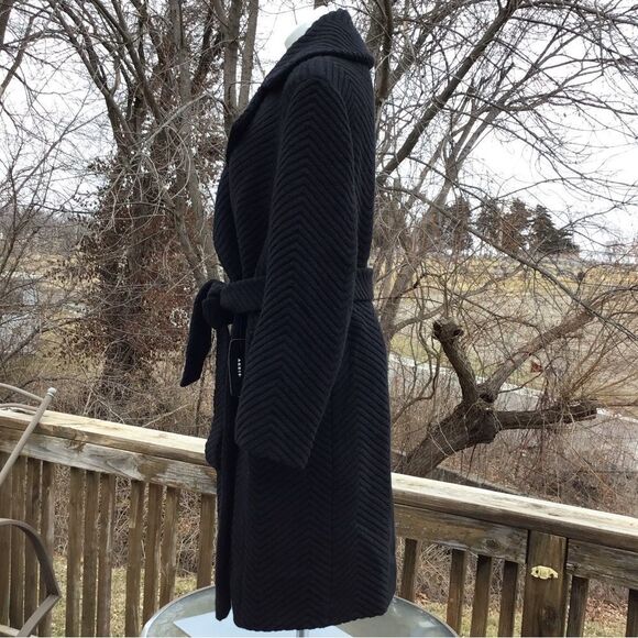 A-K-R-I-S Black Wrap Coat Overcoat Belted Chevron Design New Size 14 - Picture 3 of 16